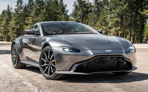 Aston Martin Vantage